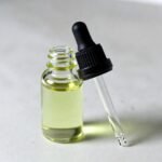 Pure Geranium Essential Oil with a sweet floral aroma. Ideal for skincare, haircare, aromatherapy, and diffuser use. Natural, chemical-free, and long-lasting.